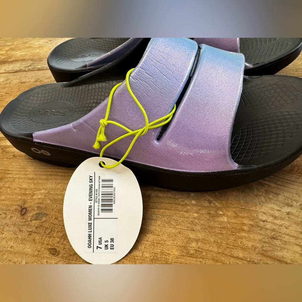 NEW Women's OOFOS OOahh Luxe Evening Sky Size 7 Synthetic $75 - Picture 2 of 6